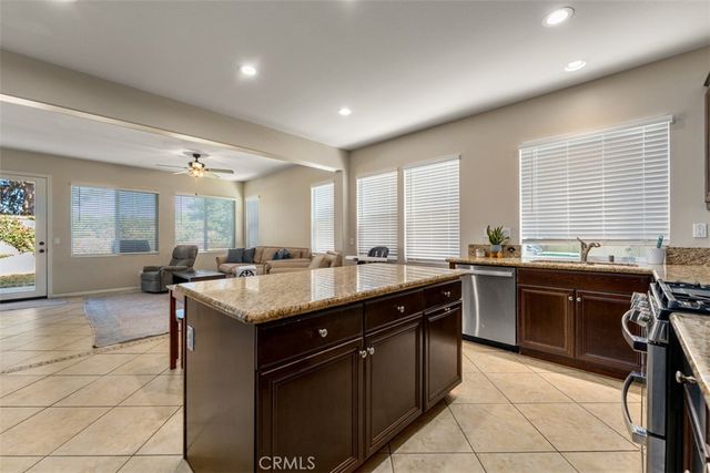 30570 Fox Sedge Way, Murrieta, CA 92563