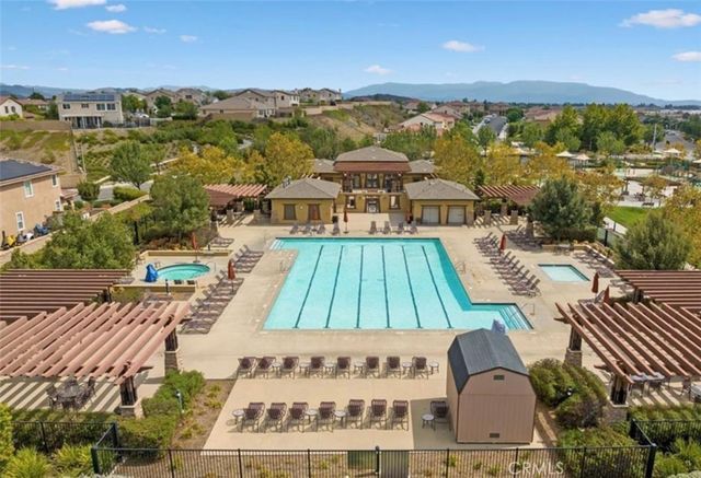 30570 Fox Sedge Way, Murrieta, CA 92563