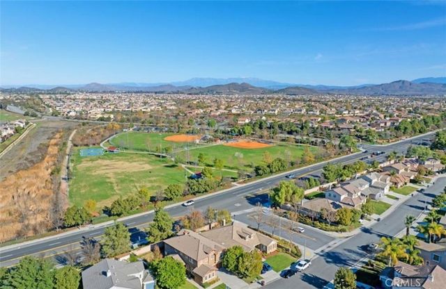 30570 Fox Sedge Way, Murrieta, CA 92563