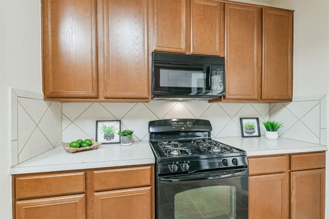 14747 Keystone Green Drive, Cypress, TX 77429