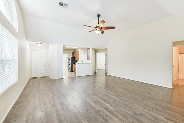 14747 Keystone Green Drive, Cypress, TX 77429