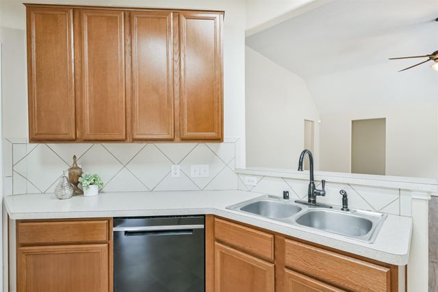 14747 Keystone Green Drive, Cypress, TX 77429