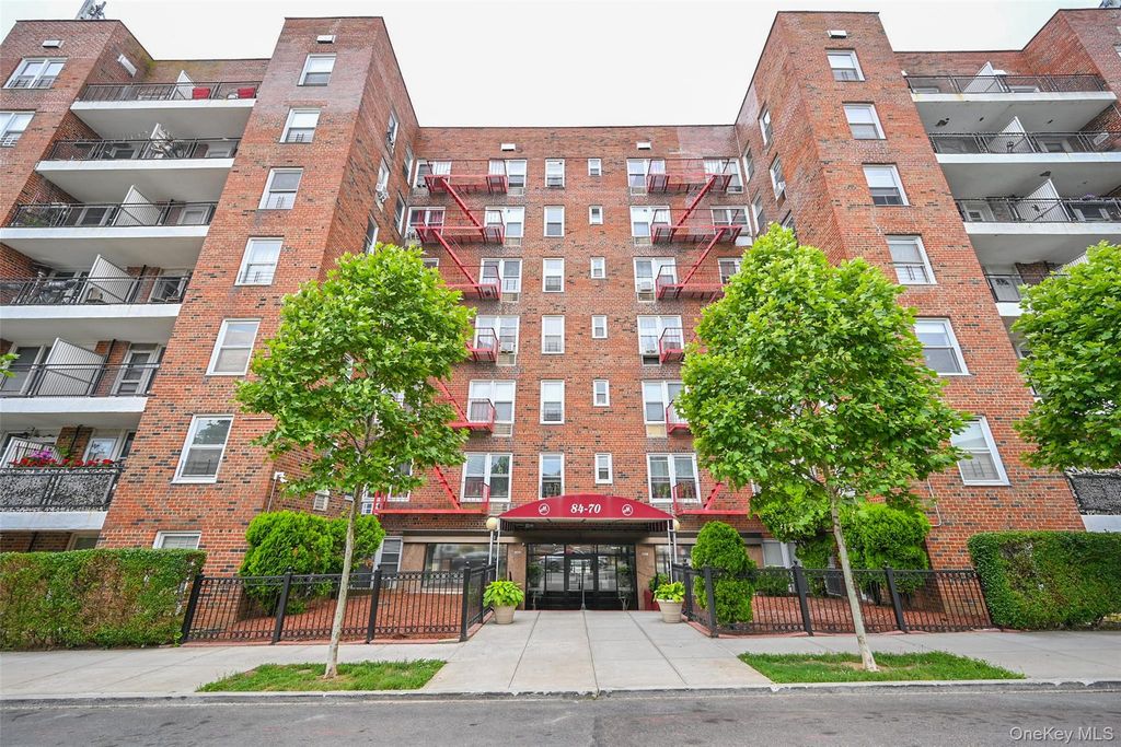 84-70 129th Street 6C, Kew Gardens, NY 11415