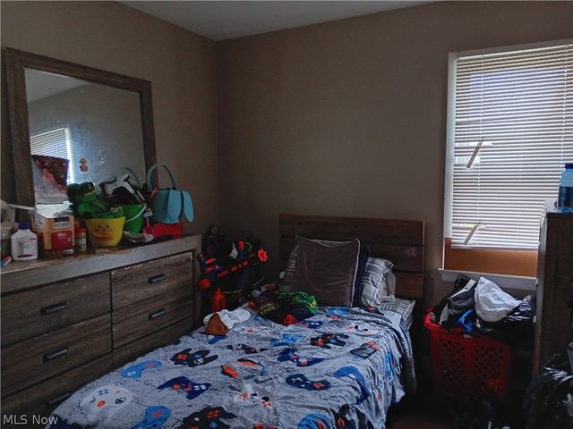 19280 Stafford Avenue, Maple Heights, OH 44137