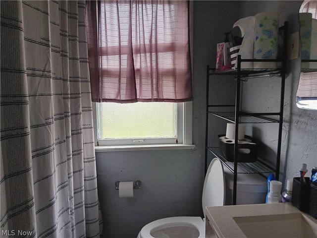 19280 Stafford Avenue, Maple Heights, OH 44137