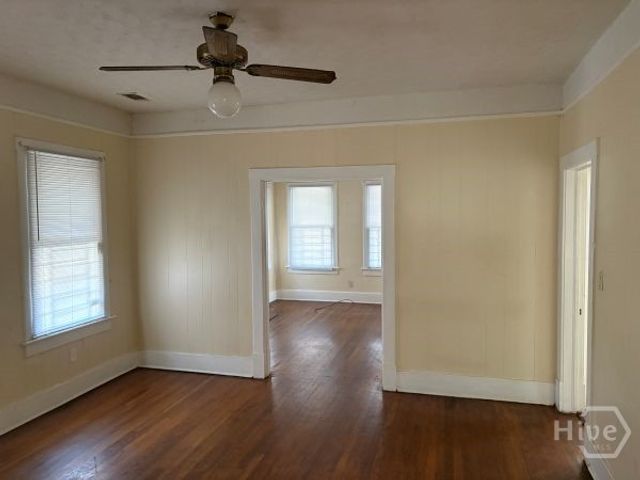 825 E 34th Street, Savannah, GA 31401