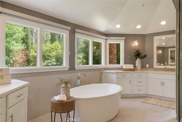 10711 Rockhurst Avenue, North Tustin, CA 92705