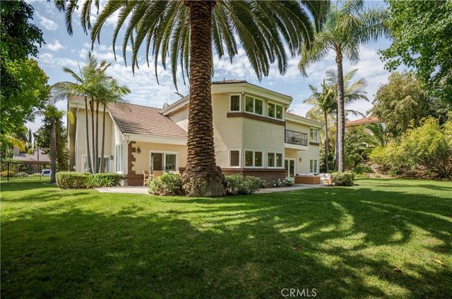 10711 Rockhurst Avenue, North Tustin, CA 92705