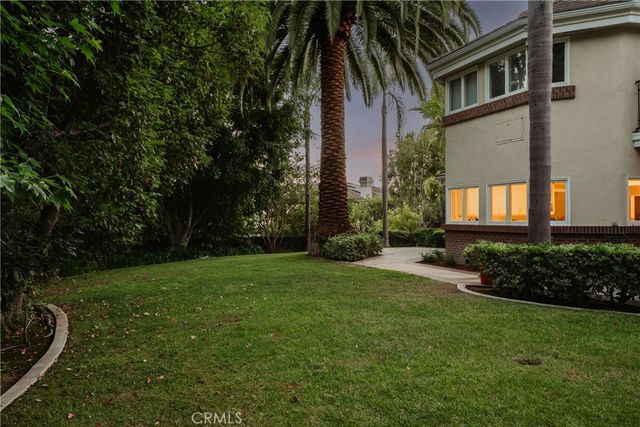 10711 Rockhurst Avenue, North Tustin, CA 92705