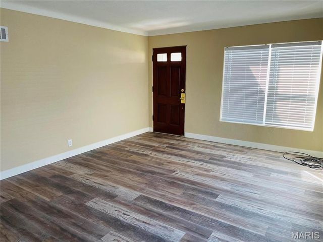 1804 W HIGHWAY 50, O'fallon, IL 62269