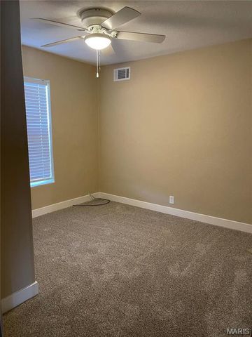 1804 W HIGHWAY 50, O'fallon, IL 62269