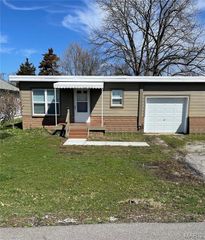 1804 W HIGHWAY 50, O'fallon, IL 62269