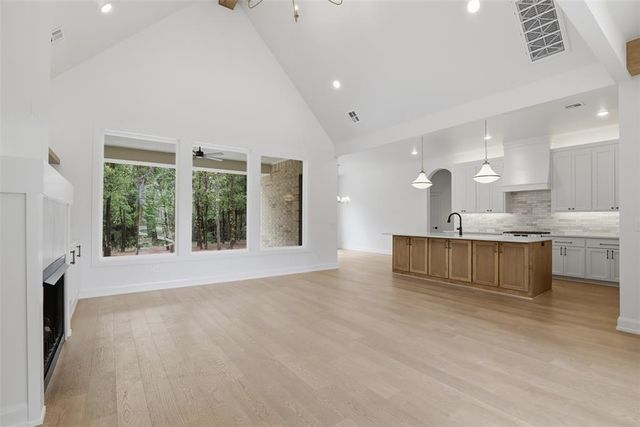 8040 Sacred Forest, Arcadia, OK 73007