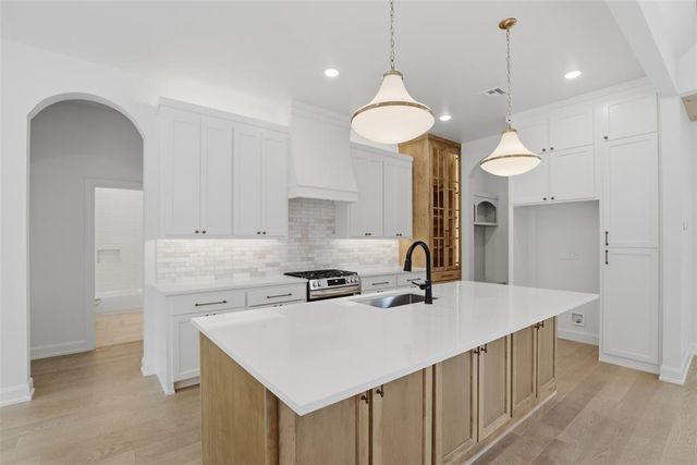 8040 Sacred Forest, Arcadia, OK 73007