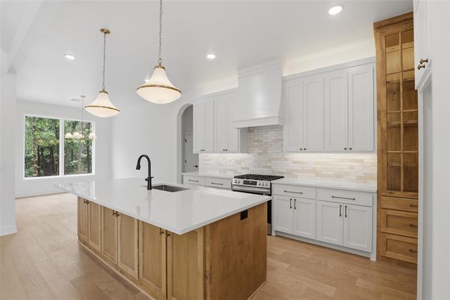 8040 Sacred Forest, Arcadia, OK 73007