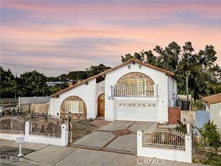 10670 Deering, Chatsworth (los Angeles), CA 91311