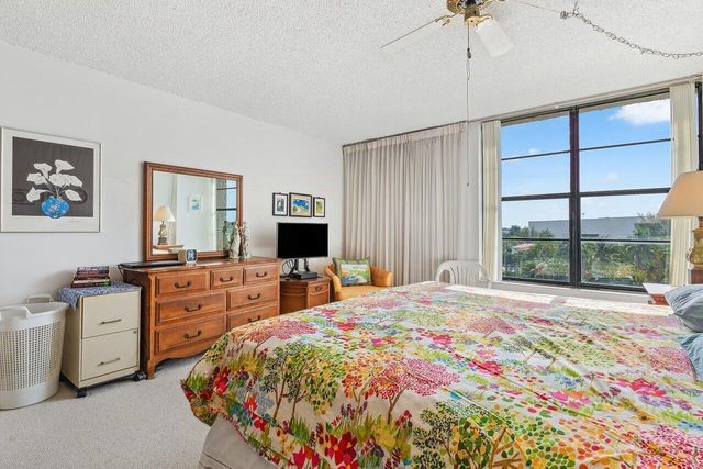 13 Royal Palm Way 602, Boca Raton, FL 33432
