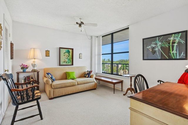 13 Royal Palm Way 602, Boca Raton, FL 33432
