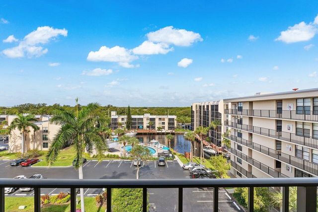 13 Royal Palm Way 602, Boca Raton, FL 33432
