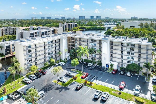 13 Royal Palm Way 602, Boca Raton, FL 33432
