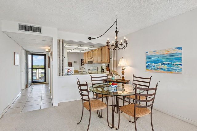 13 Royal Palm Way 602, Boca Raton, FL 33432