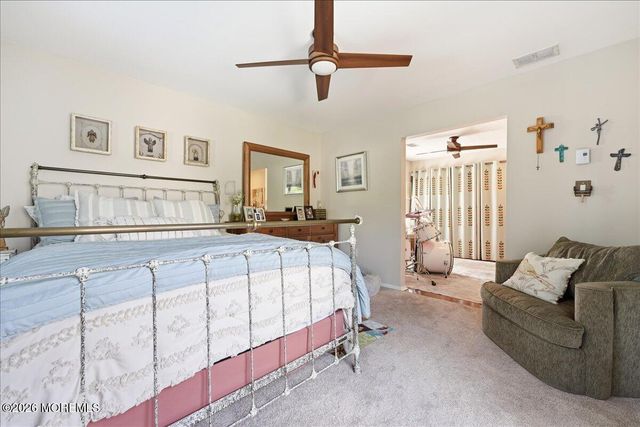 1079 Cavan Drive, Toms River, NJ 08753