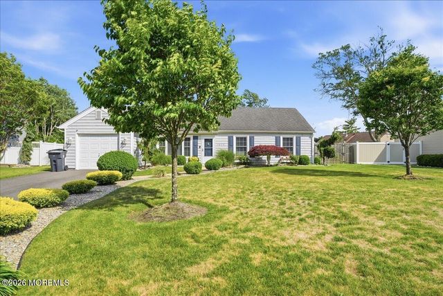 1079 Cavan Drive, Toms River, NJ 08753