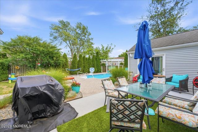 1079 Cavan Drive, Toms River, NJ 08753