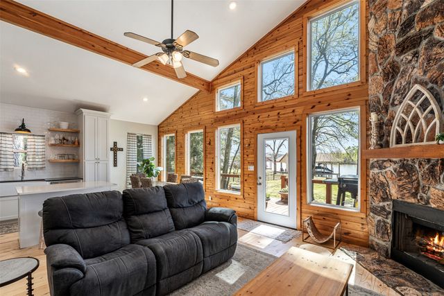 551 W Eagle Point Drive, Mount Vernon, TX 75457