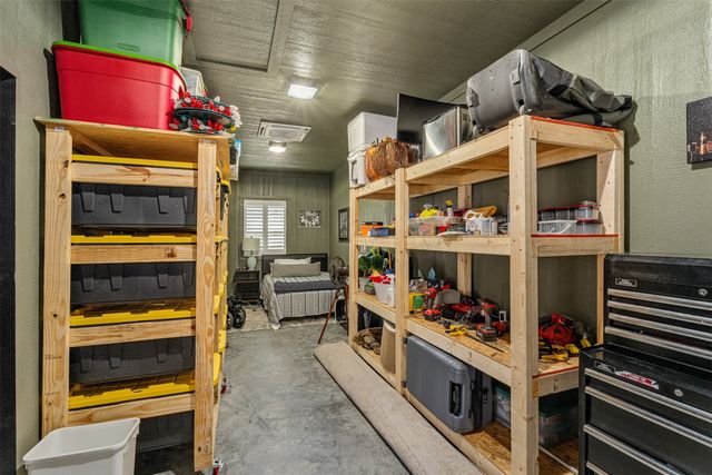 551 W Eagle Point Drive, Mount Vernon, TX 75457