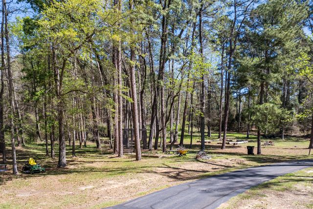551 W Eagle Point Drive, Mount Vernon, TX 75457