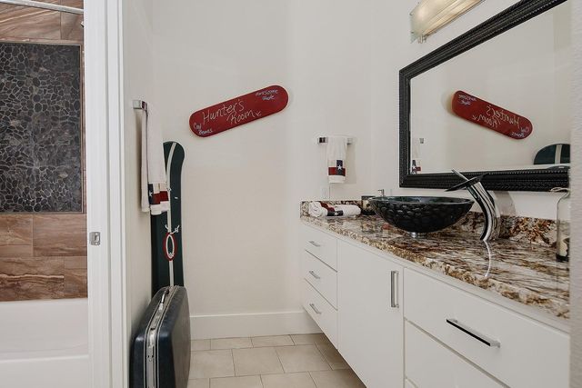 26240 Mcdonald Road, The Woodlands, TX 77380