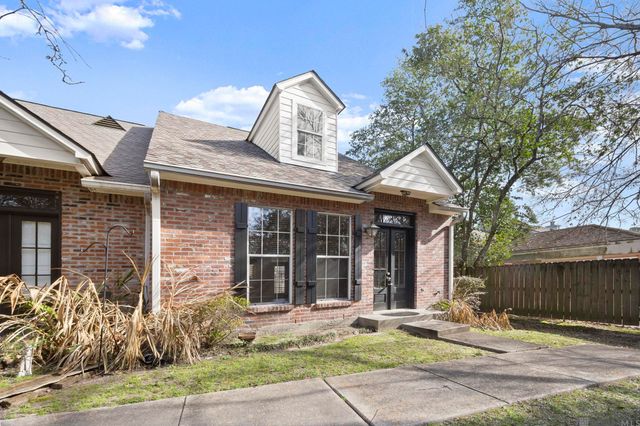 9334 Pine Cone Ct, Baton Rouge, LA 70809