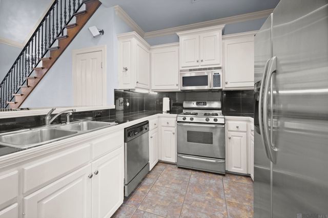 9334 Pine Cone Ct, Baton Rouge, LA 70809