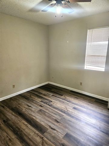 210 E Cowling Street, Ashdown, AR 71822