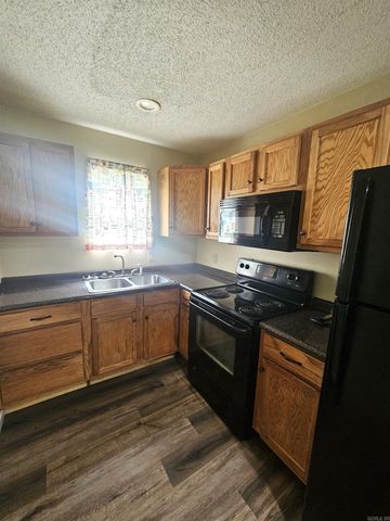 210 E Cowling Street, Ashdown, AR 71822