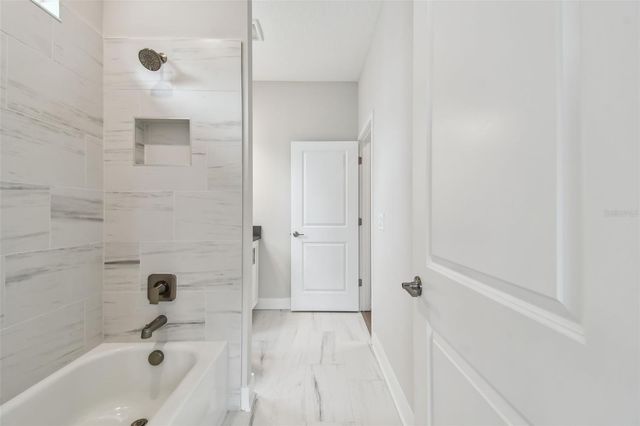 5663 DARTMOUTH AVENUE N, St Petersburg, FL 33710