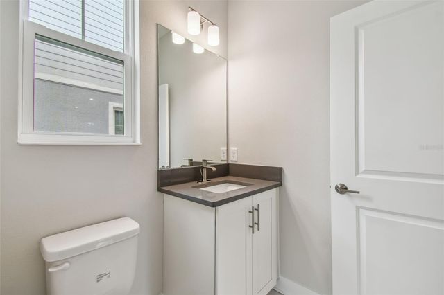 5663 DARTMOUTH AVENUE N, St Petersburg, FL 33710