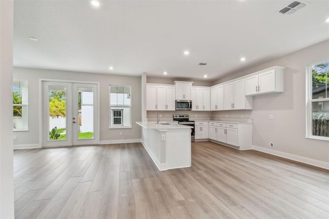 5663 DARTMOUTH AVENUE N, St Petersburg, FL 33710