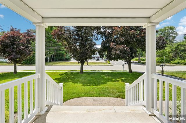377 Hollywood Avenue, Fairfield, NJ 07004