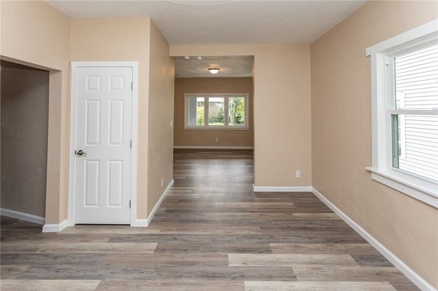 1008 Pittsburgh St, Scottdale, PA 15683