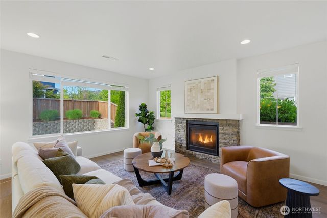 3959 Moonlight Court, Gig Harbor, WA 98332