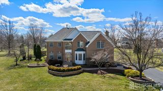 11 Briardale Court, Plainsboro, NJ 08536