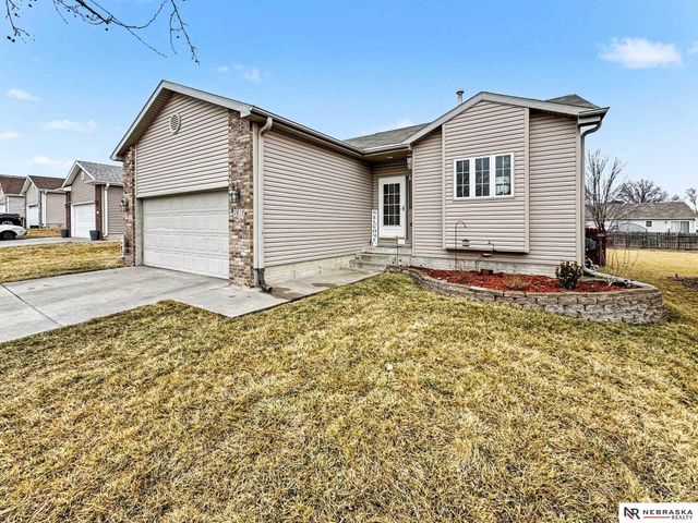 2616 W Garfield Street, Lincoln, NE 68522