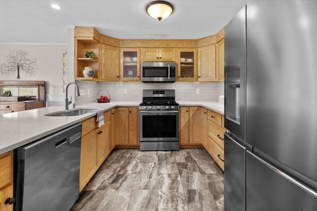 28 Coldspring Dr C, Sutton, MA 01590