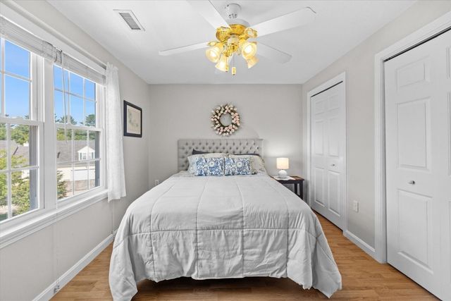 28 Coldspring Dr C, Sutton, MA 01590