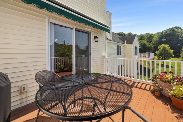 28 Coldspring Dr C, Sutton, MA 01590