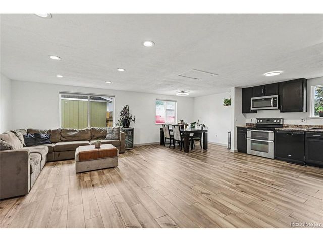 9206 Ingalls St, Westminster, CO 80031
