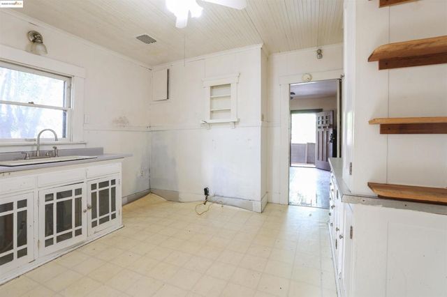 1511 D Street, Antioch, CA 94509