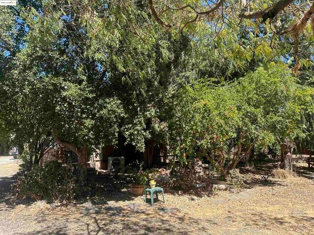 1511 D Street, Antioch, CA 94509